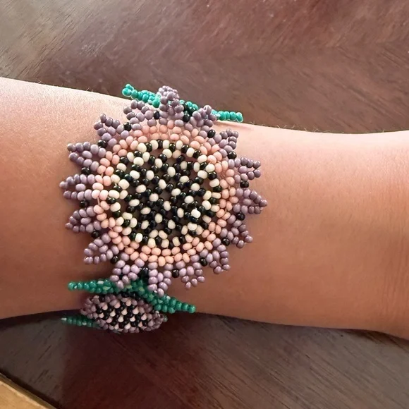 handmade mexicana seed bead bracelet - Picture 1 of 3